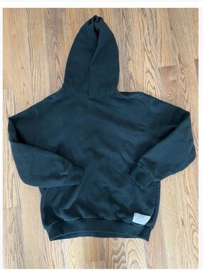 Vuori Restore Evergreen hoodie